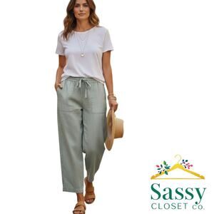L.L. Bean Linen Cropped Pants Sage Green Size 16 EUC